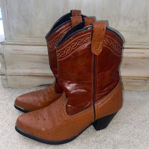 Laredo Cowboy Boots - Picture 1 of 7
